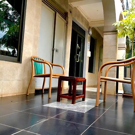 Capernaum Hotels Kyambogo  Esterno foto