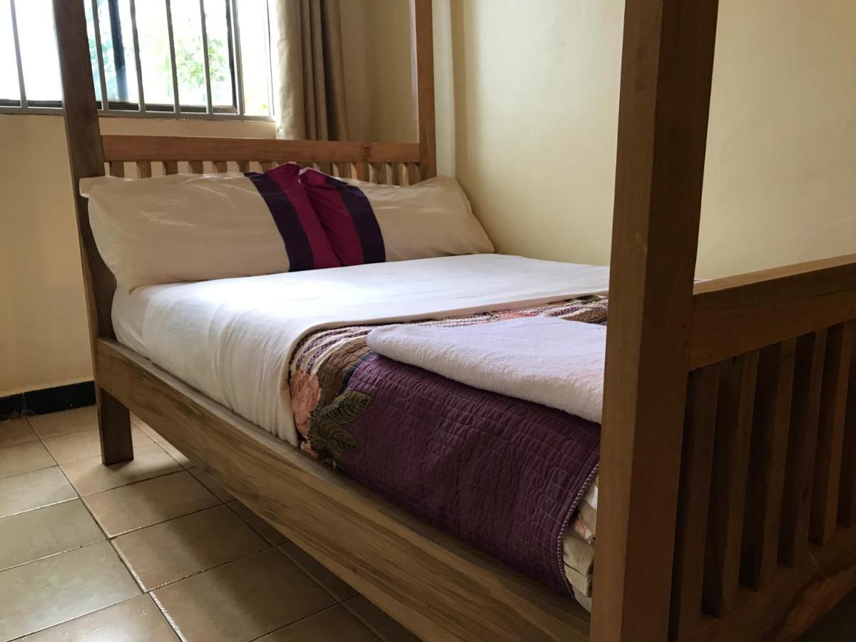Capernaum Hotels Kyambogo  Esterno foto